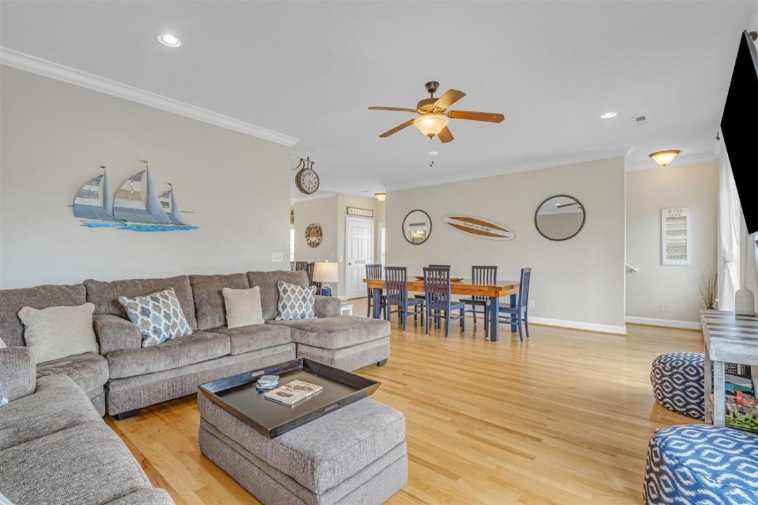 Photo of Livingroom in North Myrtle Beach