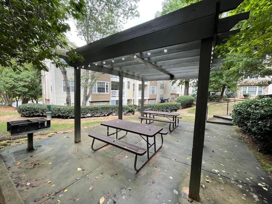 Photo of Patio Balcony in North Druid Hills