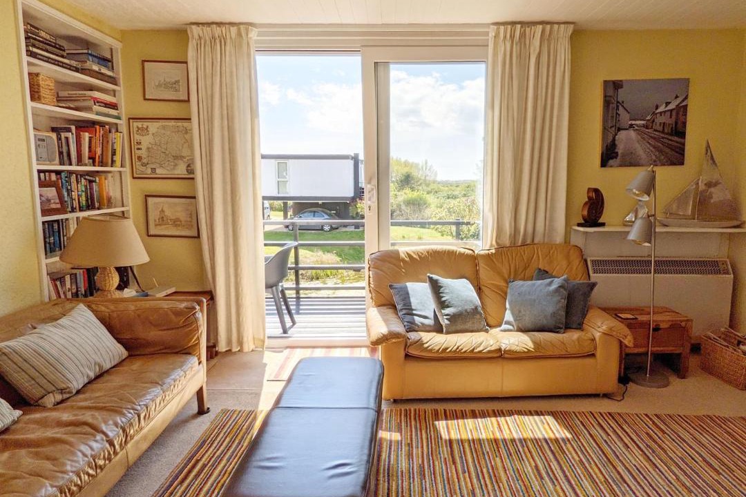 Photo of Livingroom in Emsworth