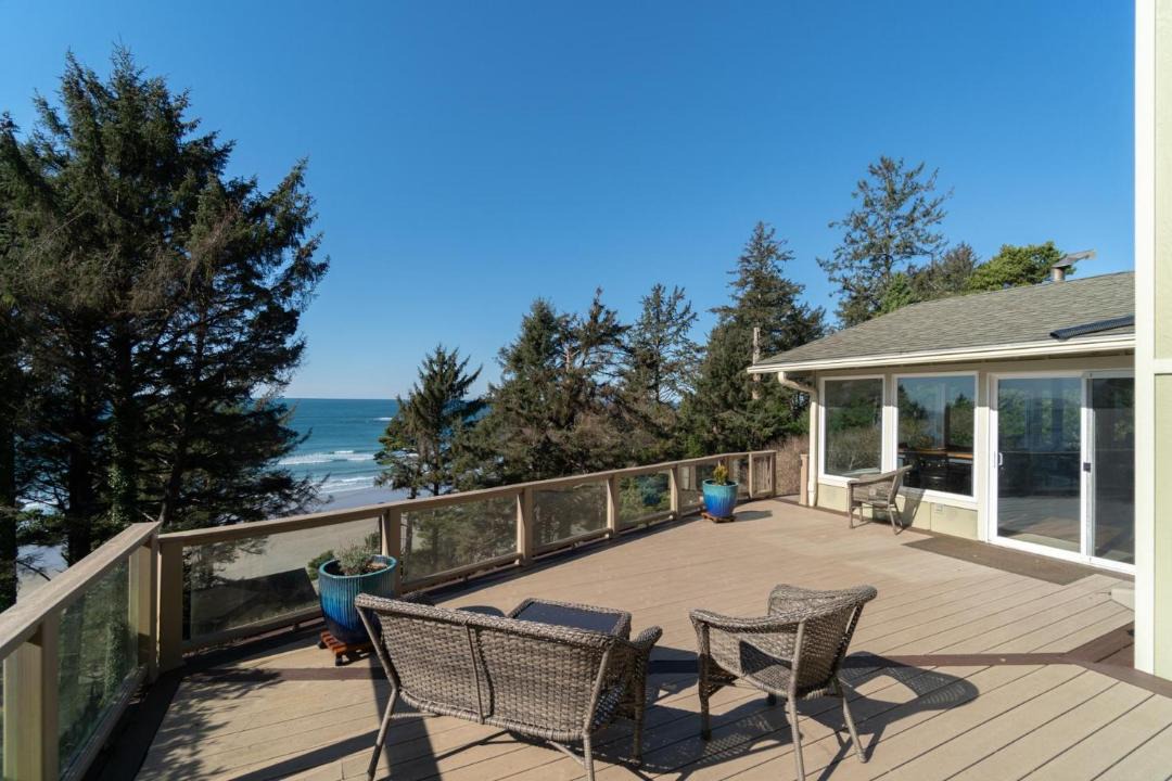 Photo of Others in Otter Rock