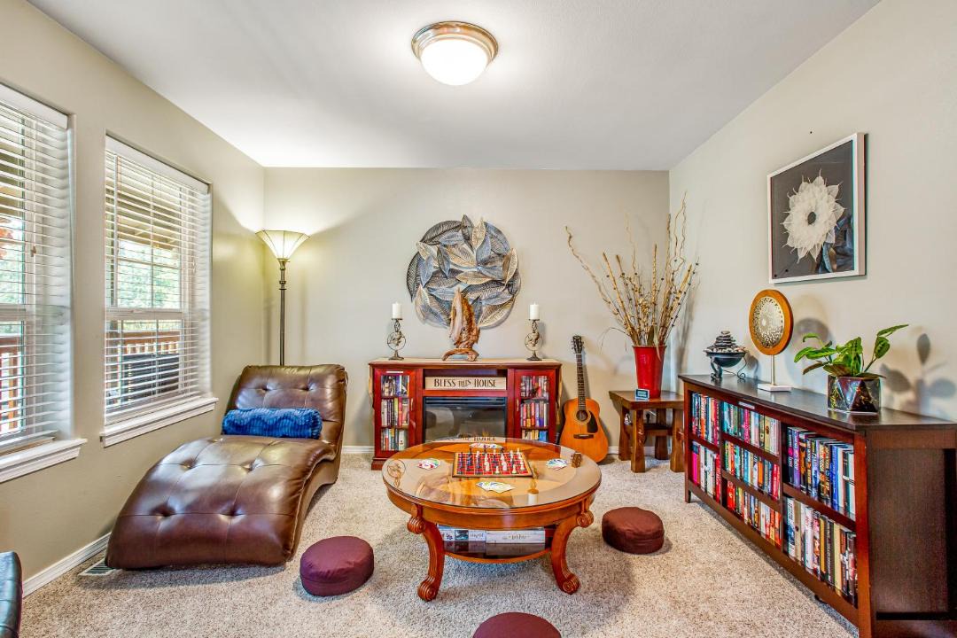 Photo of Others in Allyn-Grapeview