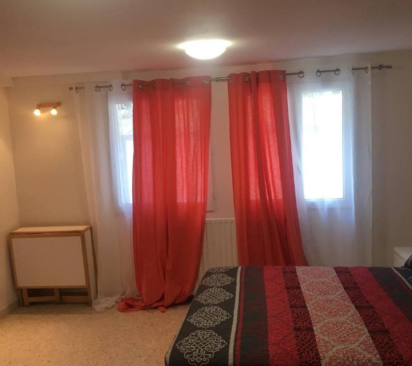 Photo of Bedroom in Saint-Symphorien-d'Ozon