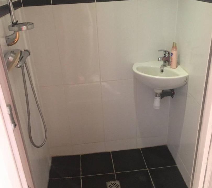 Photo of Bathroom in Saint-Symphorien-d'Ozon