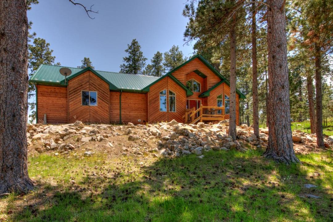 Photo of Buildings in Deadwood