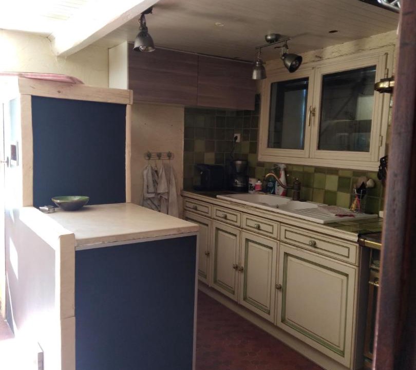 Photo of Kitchen in Bayons