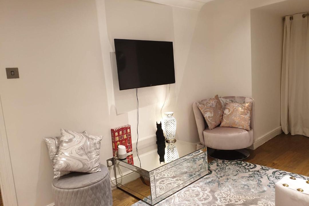 Photo of Livingroom in East Finchley