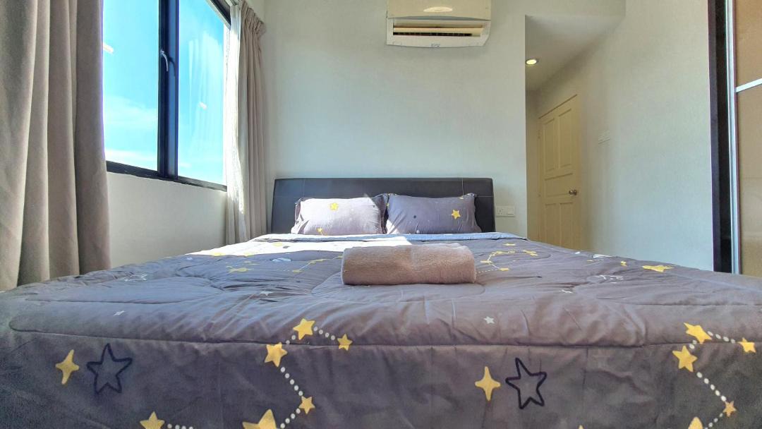 Photo of Bedroom in Taman Istana