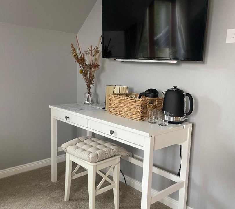 Photo of Others in Farr