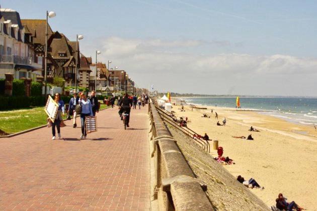 Photo of Others in Cabourg