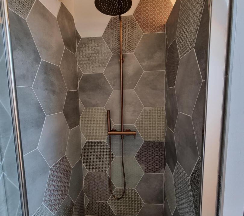 Photo of Others in Cite