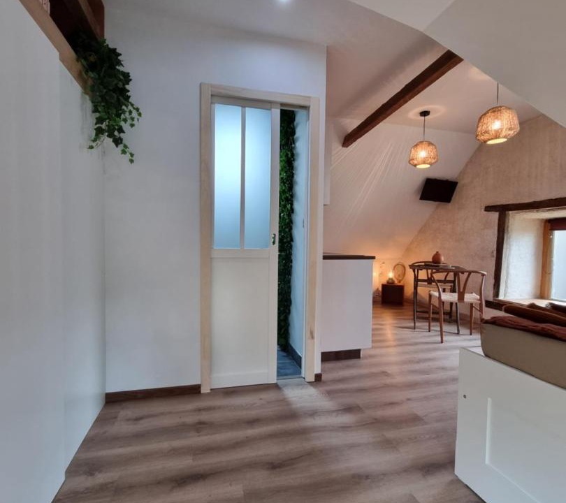 Photo of Others in Cite