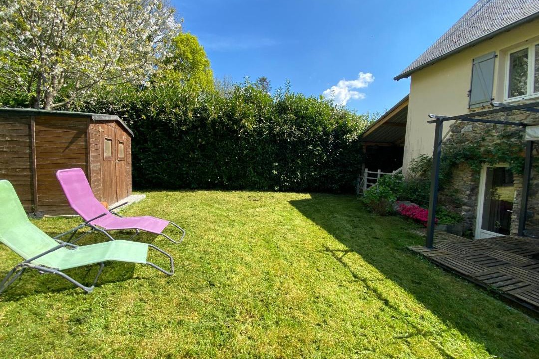 Photo of Buildings in Le Lorey