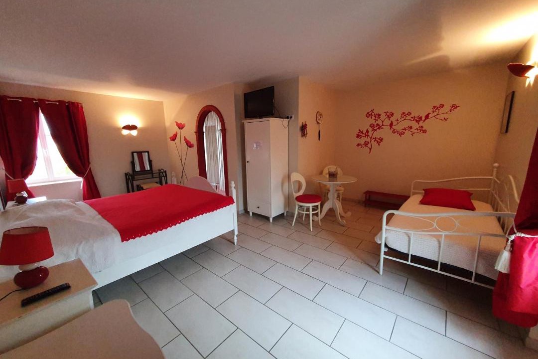 Photo of Bedroom in Surtainville