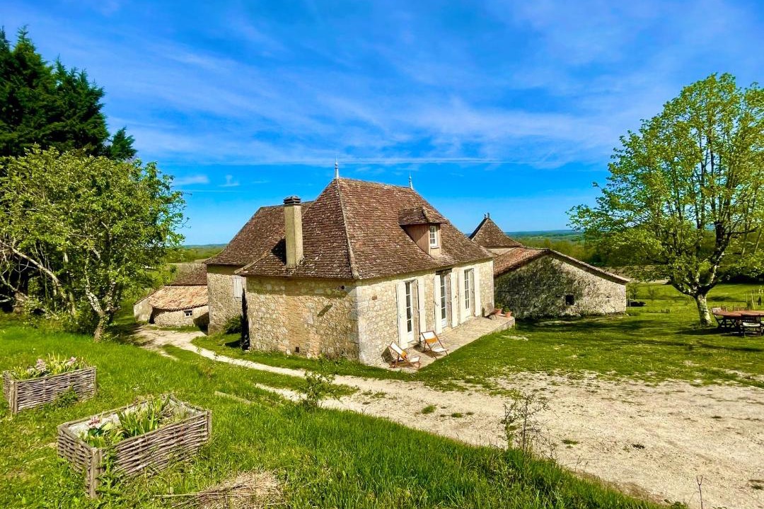 Photo of Others in Boisse