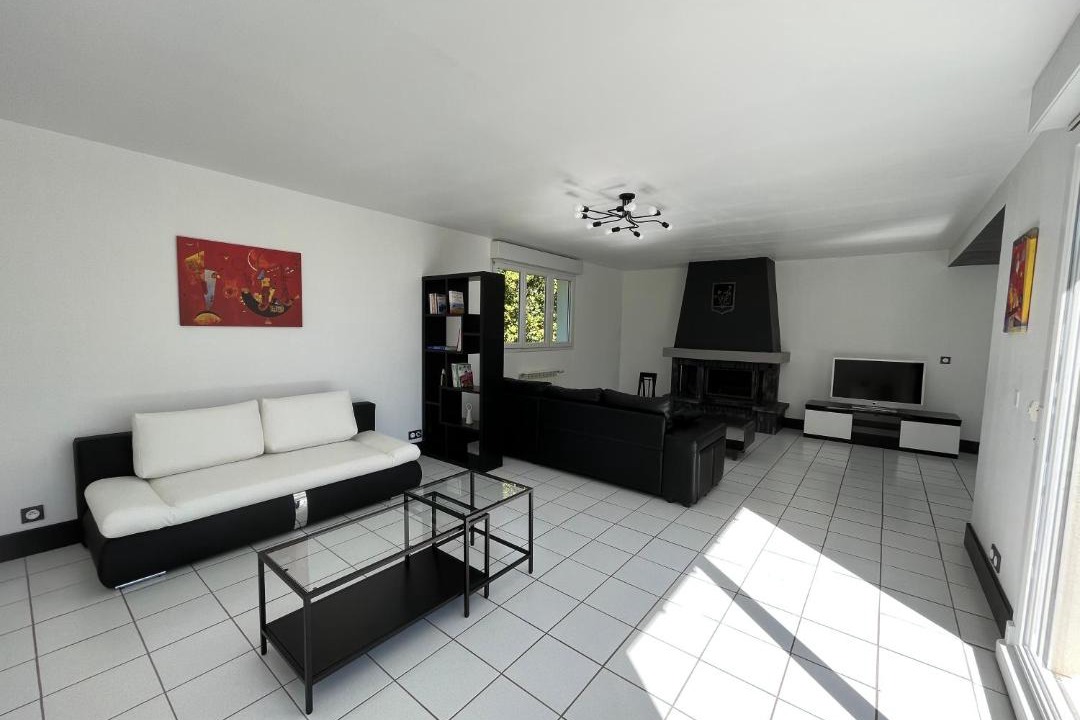 Photo of Others in Villiers-Saint-Benoit