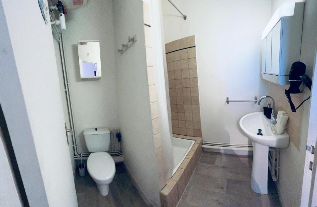 Photo of Others in Courlancy