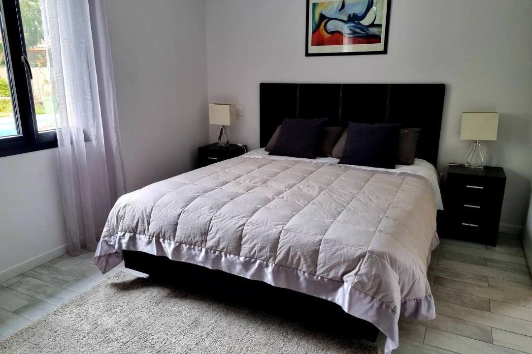 Photo of Others in Saint-Medard-d'Eyrans