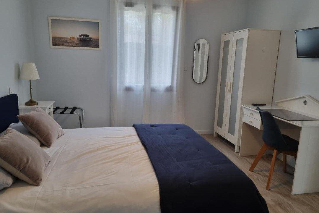 Photo of Others in Saint-Medard-d'Eyrans