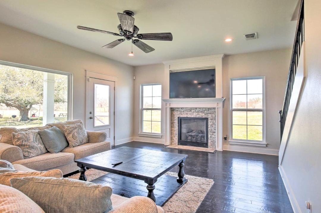 Photo of Others in Yorktown