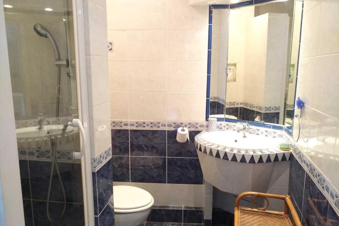 Photo of Bathroom in Saint-Jean-de-Valeriscle