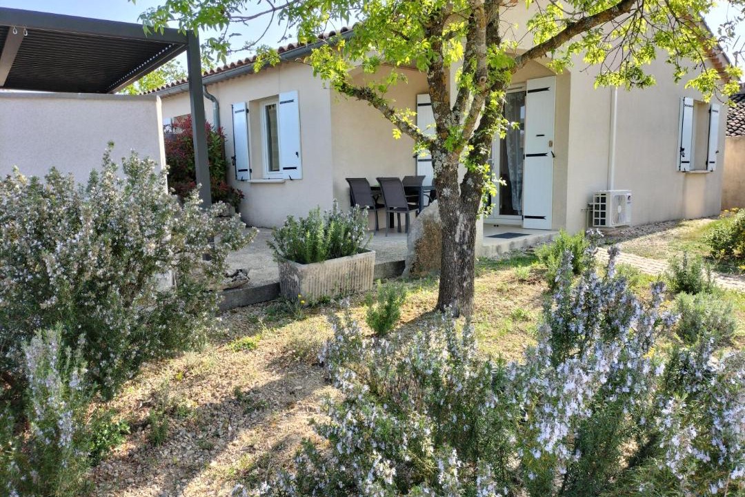 Photo of Buildings in Lagorce