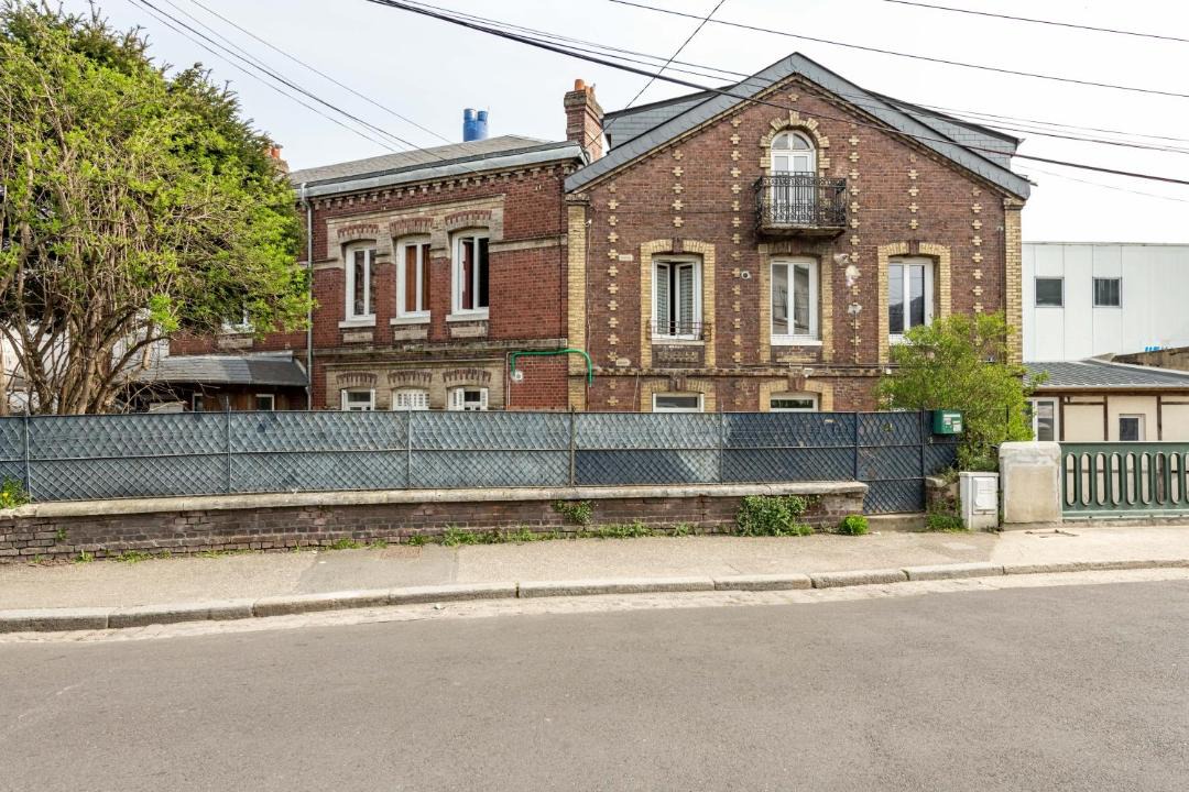 Photo of Buildings in Darnetal