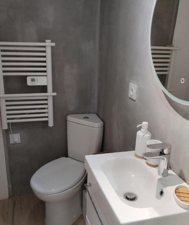 Photo of Bathroom in Aiguerelles