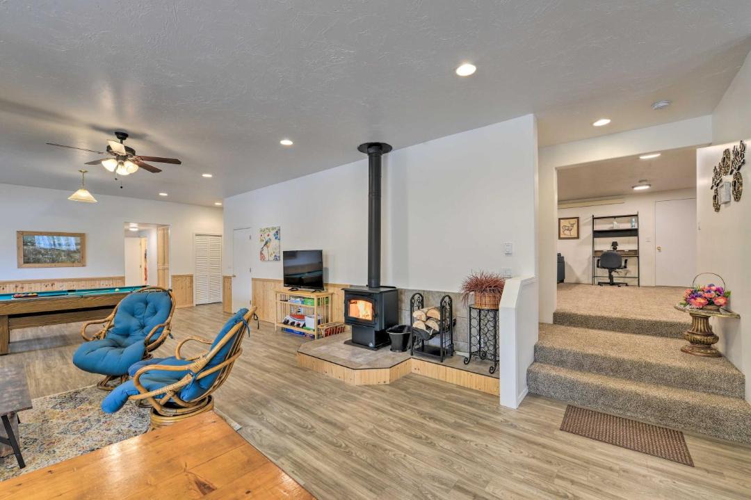 Photo of Livingroom in Star Valley Ranch