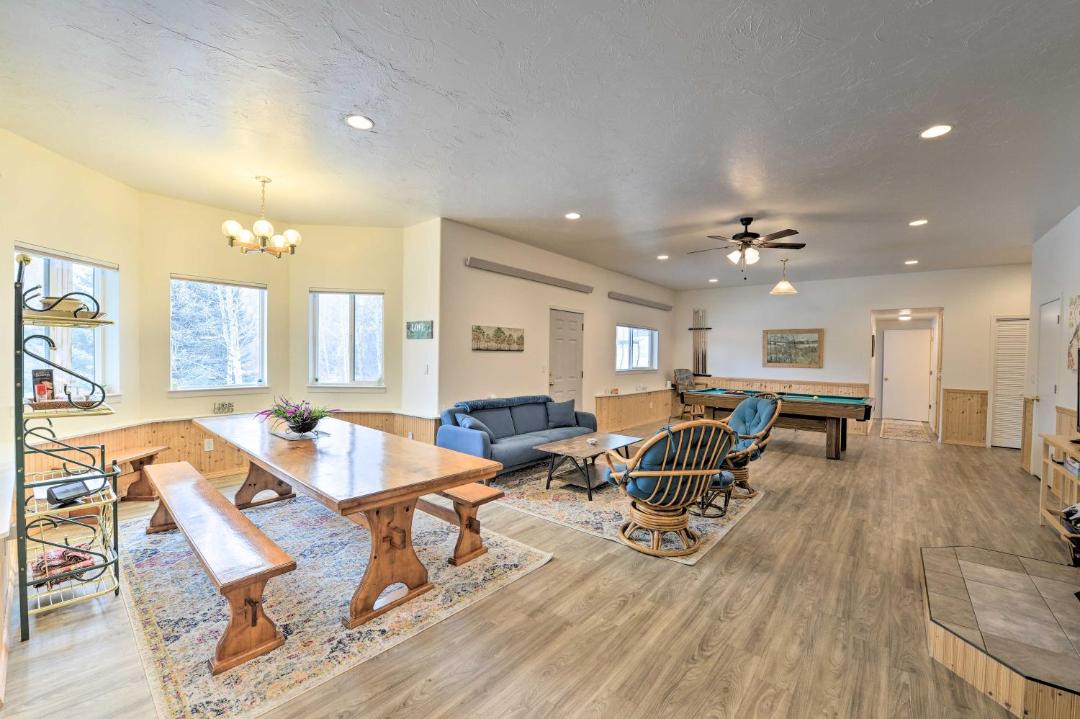 Photo of Livingroom in Star Valley Ranch