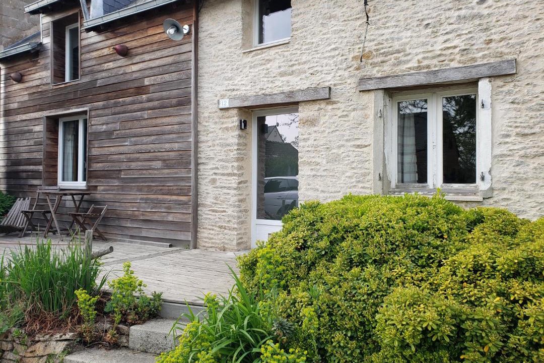 Photo of Others in Ferel