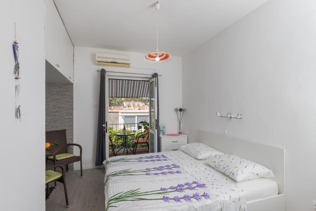 Photo of Bedroom in Gornji Kono