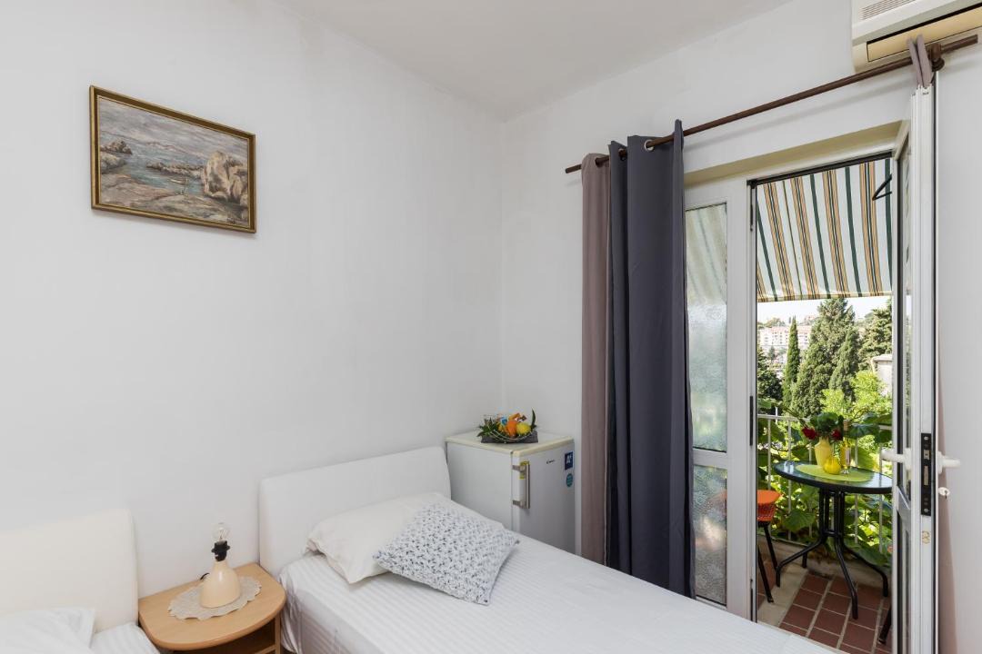 Photo of Bedroom in Gornji Kono