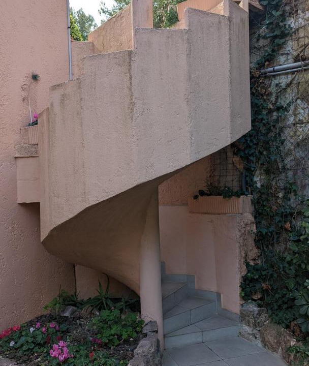 Photo of Buildings in Cannes La Bocca