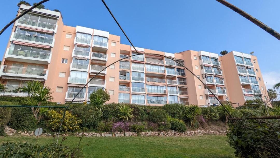 Photo of Buildings in Cannes La Bocca