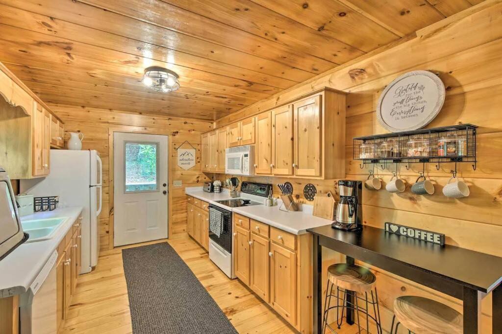 Photo of Others in Ellijay