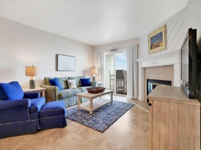 Photo of Livingroom in Kure Beach