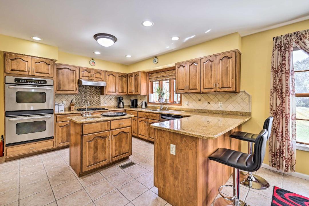 Photo of Kitchen in Henryville