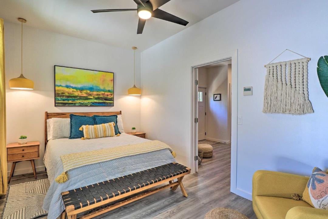 Photo of Bedroom in Hudson Bend