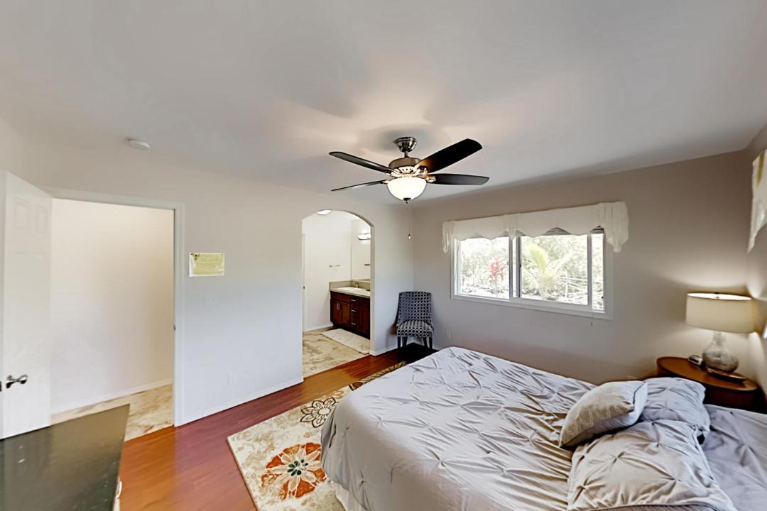 Photo of Bedroom in Keaau