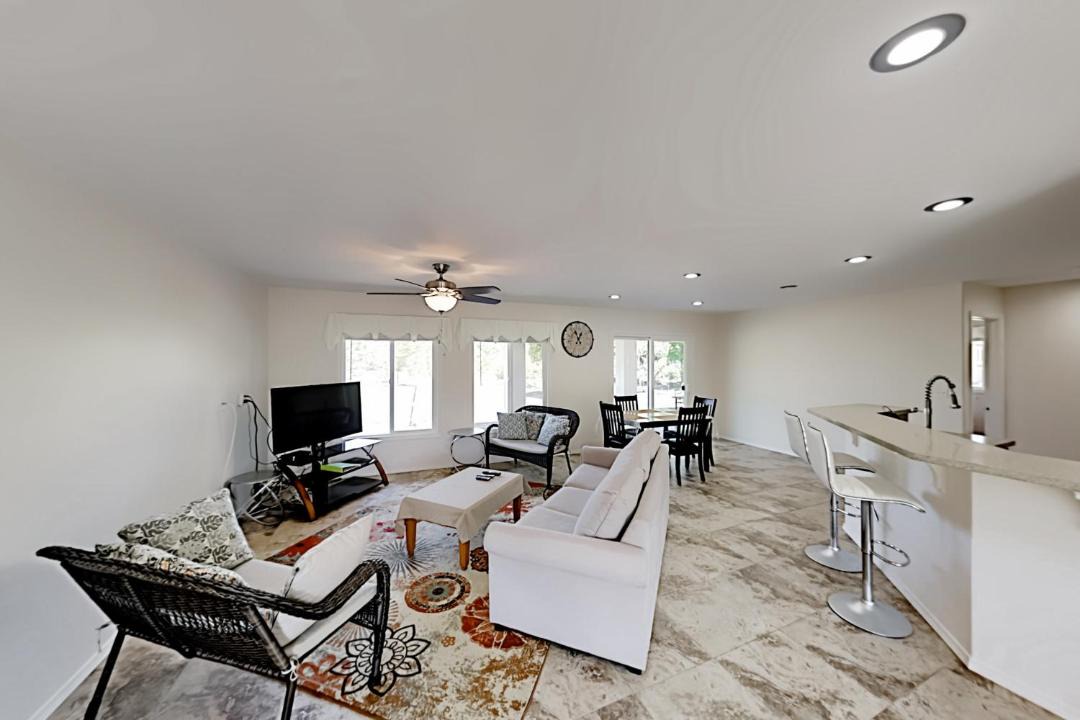 Photo of Livingroom in Keaau