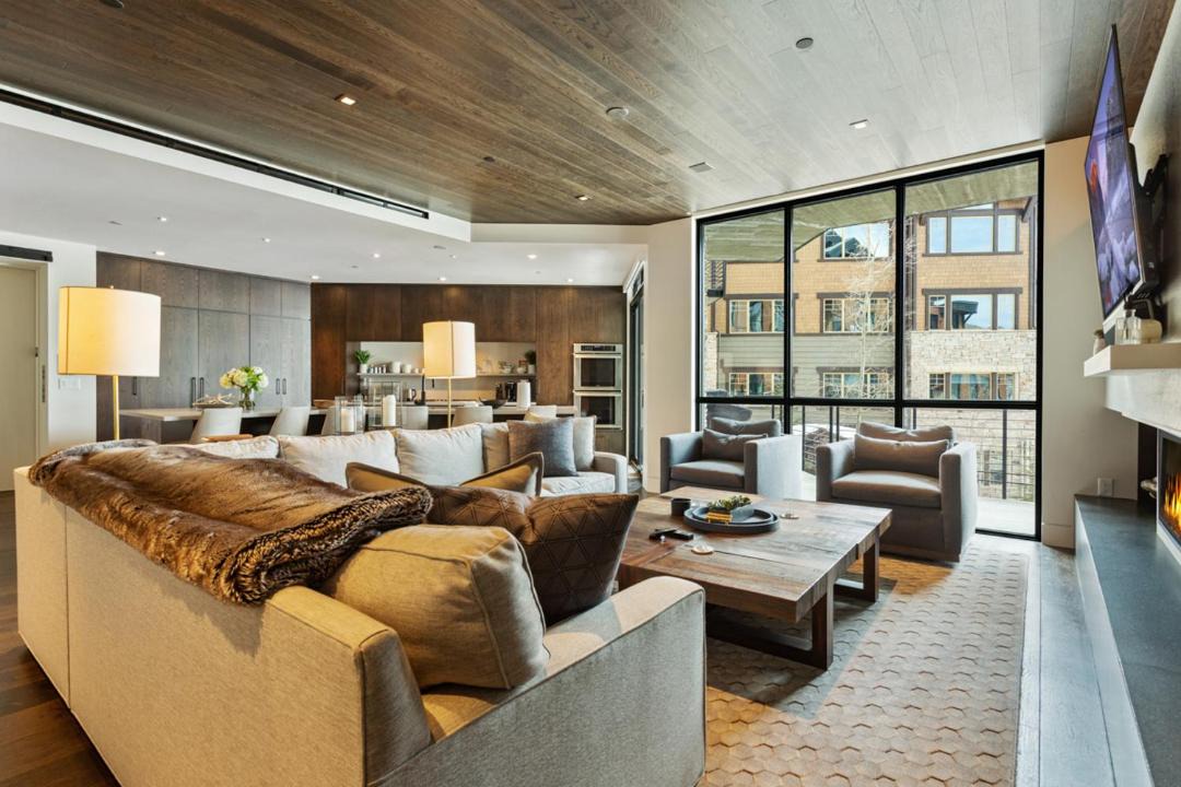Photo of Livingroom in Empire Pass