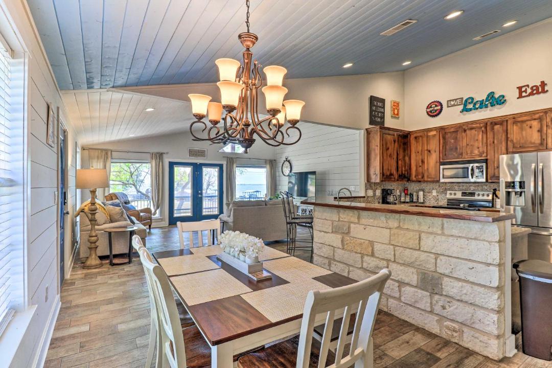 Photo of Kitchen in Silver Creek Village