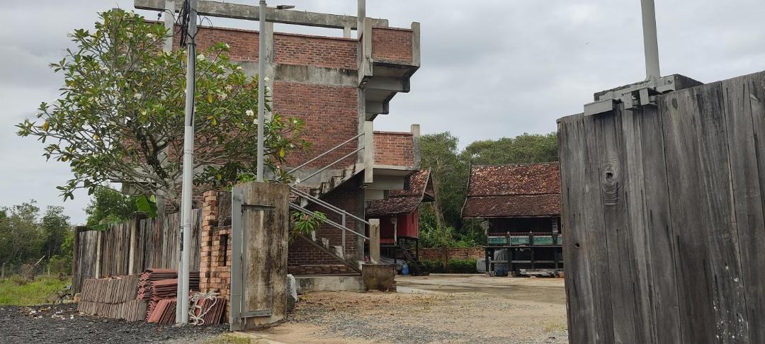 Photo of Buildings in Marang