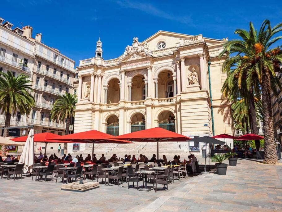 Photo of Buildings in Toulon