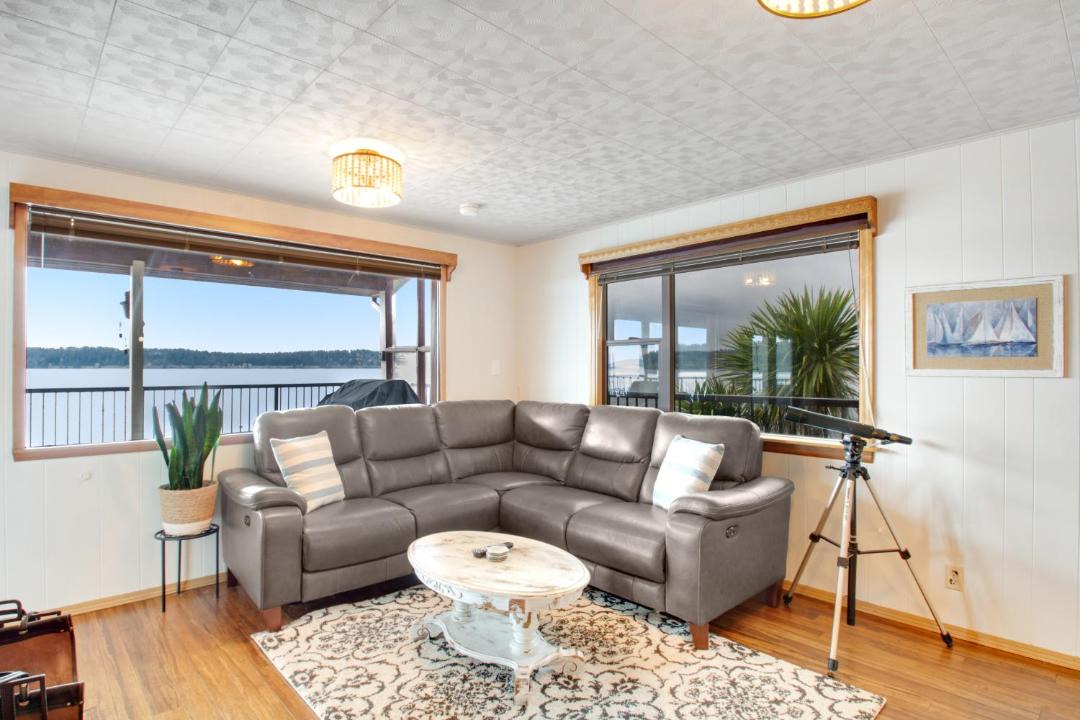 Photo of Others in Anderson Island