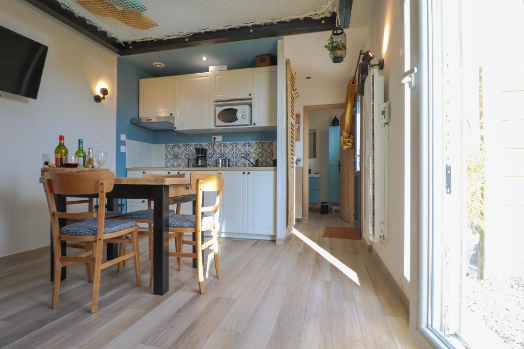 Photo of Others in Verton