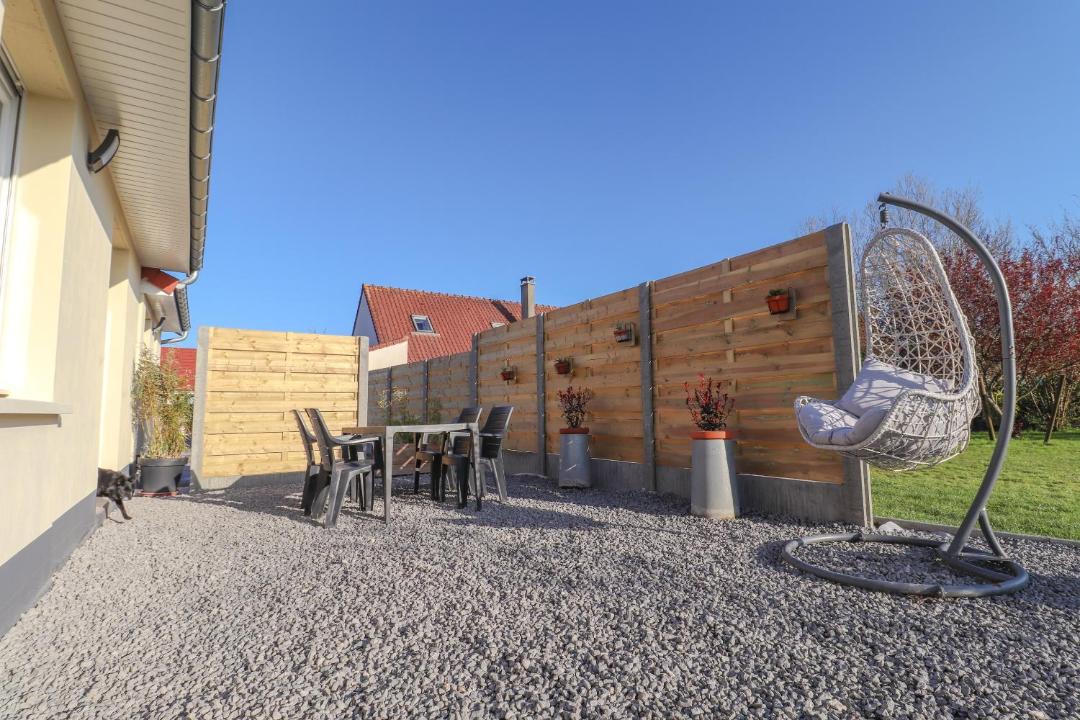 Photo of Buildings in Verton