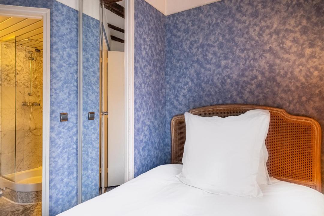 Photo of Bedroom in Gaillon