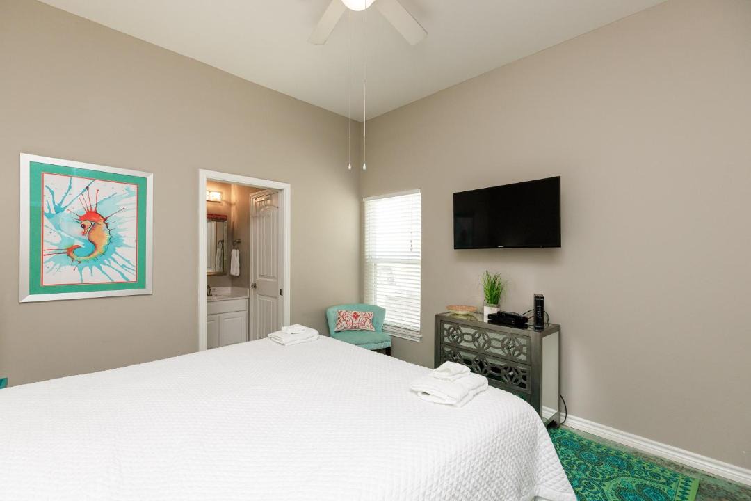 Photo of Bedroom in Corpus Christi