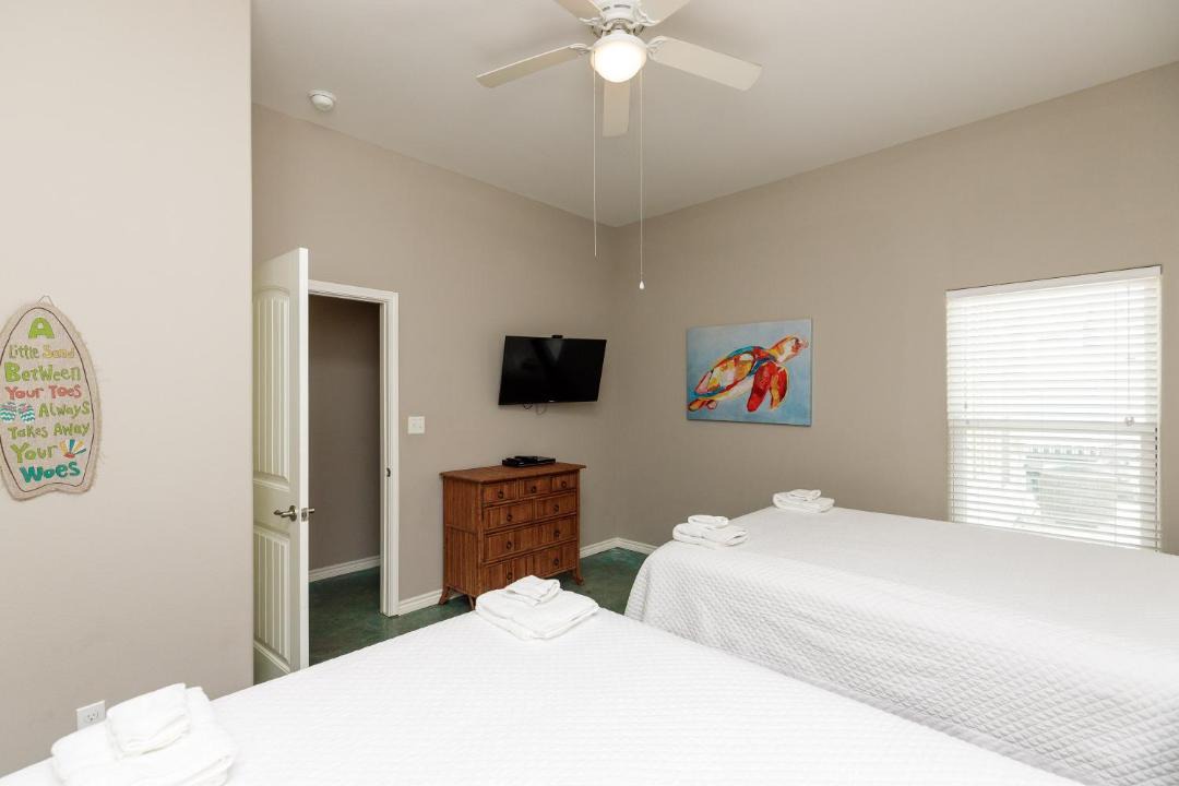 Photo of Bedroom in Corpus Christi